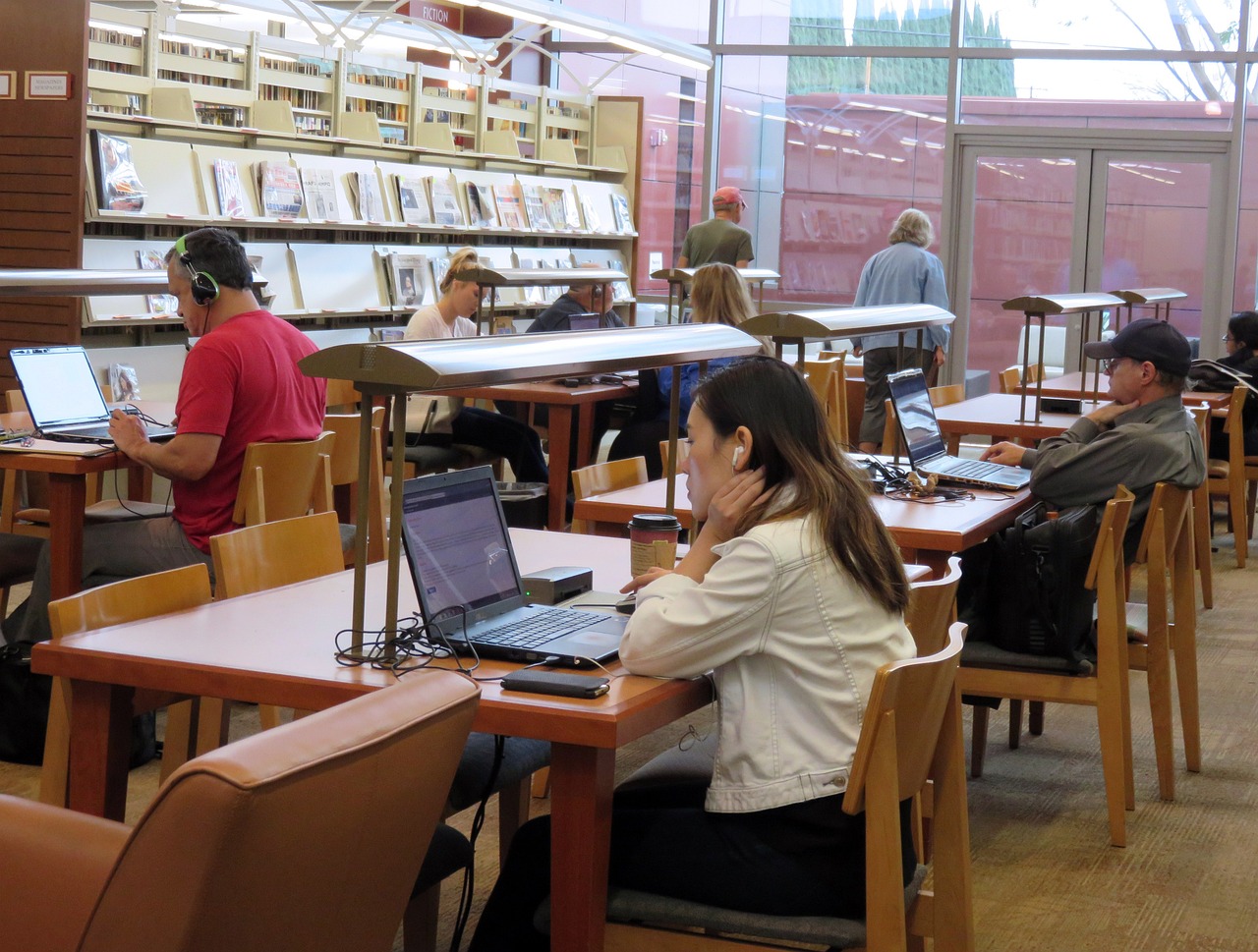 青年大最新答案課后作業(yè)解析與反思，反思成果與提升建議